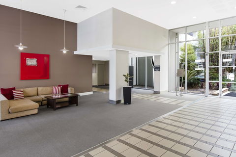 Oaks Brisbane Mews Suites - Dalby Accommodation 5