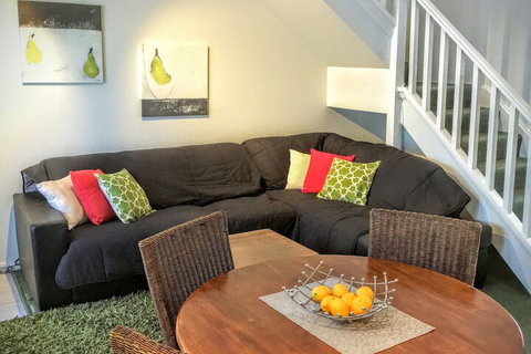 Byron Central Apartments - Dalby Accommodation 5