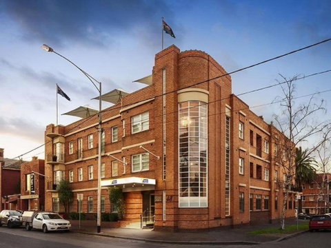 Quest East Melbourne - Dalby Accommodation 0