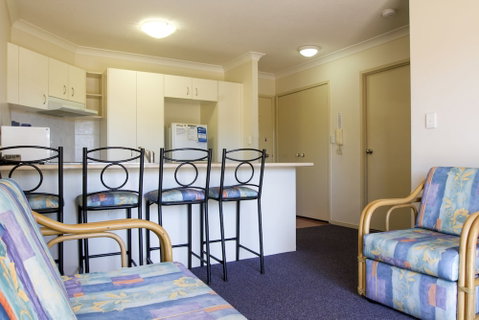 Paradise Isles - Dalby Accommodation 1