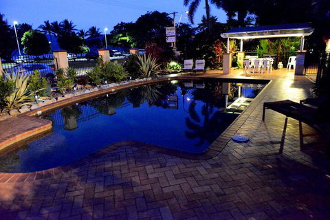 Waterfront Terraces - Dalby Accommodation 3