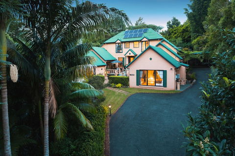 Villa Della Rosa Bed & Breakfast - Dalby Accommodation 1
