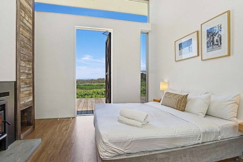 The Longhouse Suite 2 - Dalby Accommodation 4