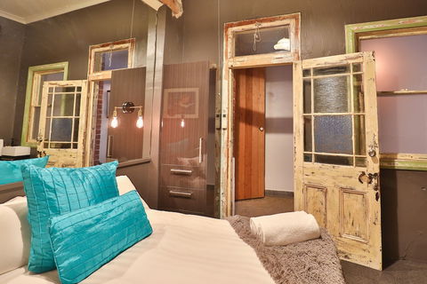 Indulge Apartments - Eighth Street - Dalby Accommodation 4