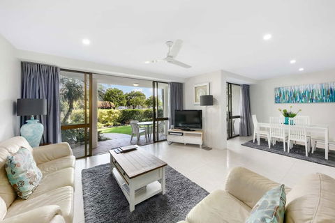 Unit 01 The Noosa Apartments - Dalby Accommodation 2