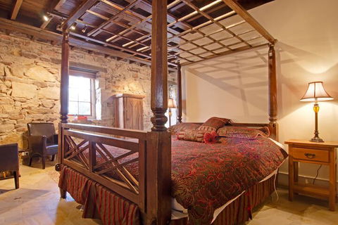 Cleburne Homestead - Dalby Accommodation 5