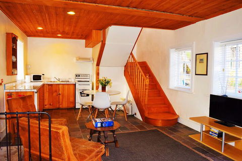 Cleburne Homestead - Dalby Accommodation 6