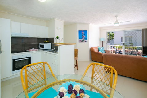Bay Lodge Apartments - Dalby Accommodation 6