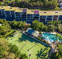 The Oasis Apartments and Treetop Houses - Dalby Accommodation