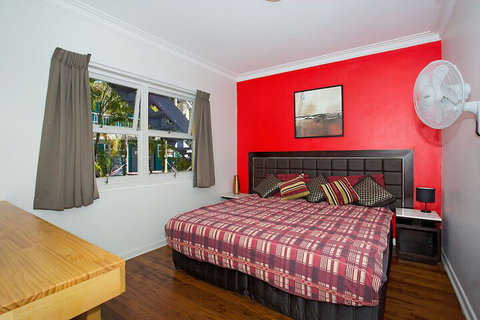 Backpackers In Paradise Resort - Dalby Accommodation 7
