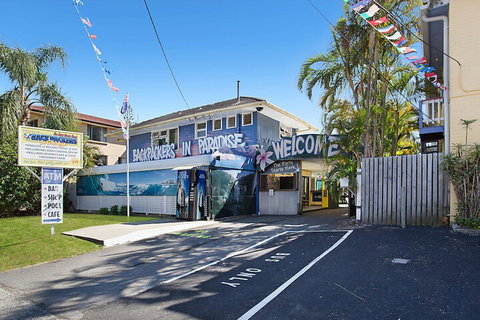 Backpackers In Paradise Resort - Dalby Accommodation 1
