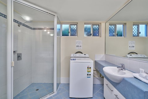 North Cove Waterfront Suites - Dalby Accommodation 4