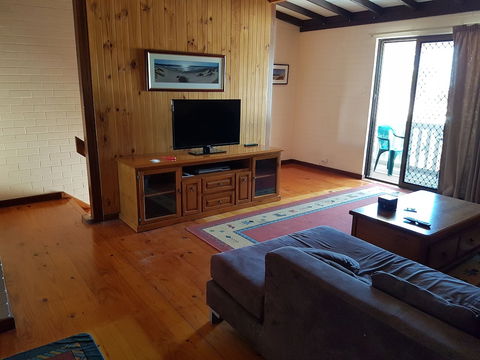 Kalbarri Sunset Villa - Dalby Accommodation 2