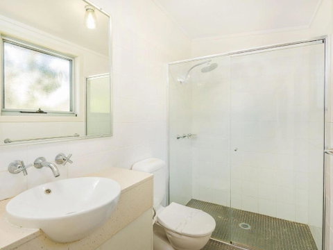 Angourie Blue 7 Stroll To Surfing Beaches. - Dalby Accommodation 4