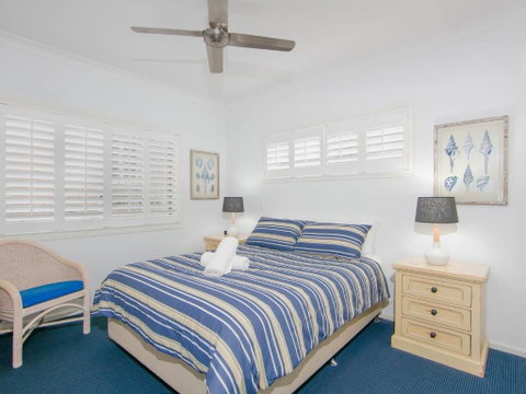 Avalon 1 Overlooking Beautiful Convent Beach - Dalby Accommodation 1