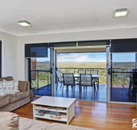 Jinalong 17 Pacific Street Family home great views. - Dalby Accommodation