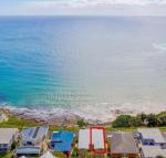 Avalon 4 right across the road from convent beach uninterrupted views - Dalby Accommodation