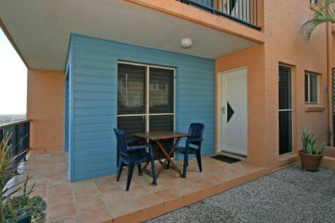 Phoenix Terrace Townhouse Yamba - Dalby Accommodation 7