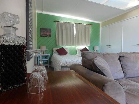 AmbleaWhile On Tamar - Dalby Accommodation 3