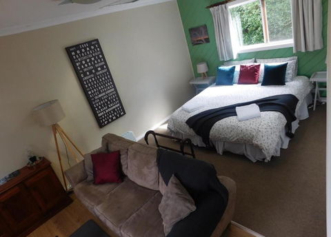 AmbleaWhile On Tamar - Dalby Accommodation 5