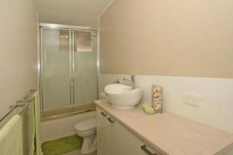 Yamba Daze Sunrise Pet Friendly - Dalby Accommodation 5