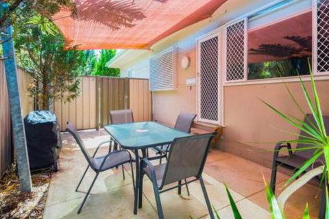 Yamba Daze Sunset Pet Friendly - Dalby Accommodation 2