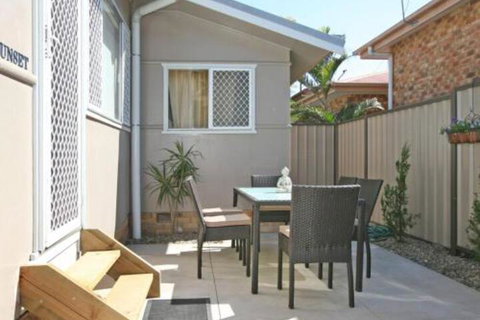 Yamba Daze Sunset Pet Friendly - Dalby Accommodation 5