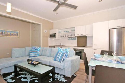 Yamba Daze Sunset Pet Friendly - Dalby Accommodation 6