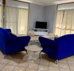 Bees Place 3 bedroom home on 10 acres of land with distant ocean views - Dalby Accommodation