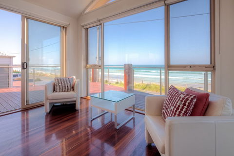 Aqua Luna - Dalby Accommodation 2