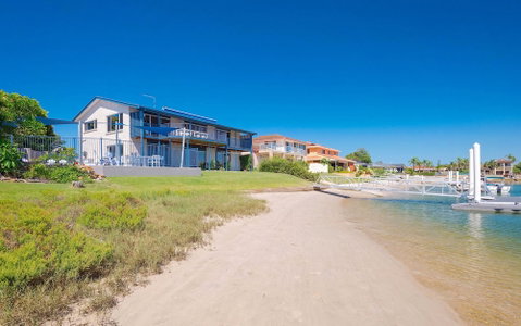 Pandanus - Dalby Accommodation 0