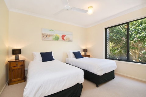 32 Beachside Way - Dalby Accommodation 4