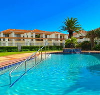 Breakers 1/8 - Dalby Accommodation