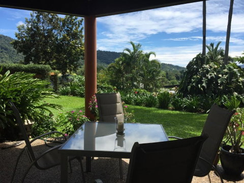 The Cyclone Shelter - Dalby Accommodation 5