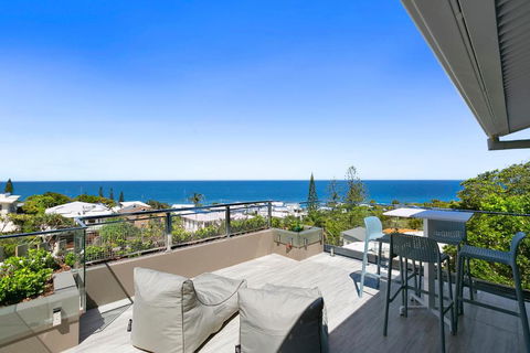 Architectural Masterpiece Sunshine Beach - Dalby Accommodation 2