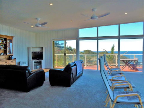 164 Mitchell Pde Spectacular Views - Dalby Accommodation 5