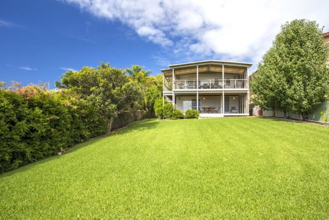 11 Riley St. Stylishly Modern - Dalby Accommodation 5