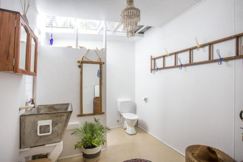 Retro Beach Cottage 681 Murramarang Rd - Dalby Accommodation 6