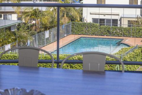 Dolphin Views Unit 5 Of 14 Dolphin St - Dalby Accommodation 5