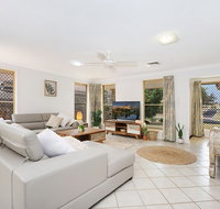 Kailani Beach House - Dalby Accommodation