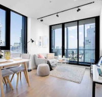 66elegantglanceat2bd2bthlv10near Garden - Dalby Accommodation