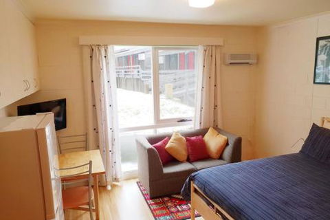 Alpine Haven 4 - Dalby Accommodation 2