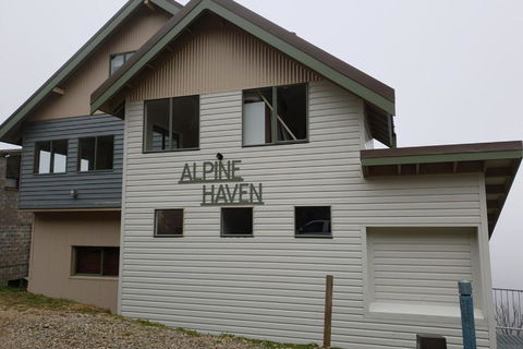 Alpine Haven 4 - Dalby Accommodation 7