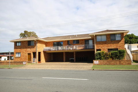 Pacific Court Coffs Harbour NSW - Dalby Accommodation 1
