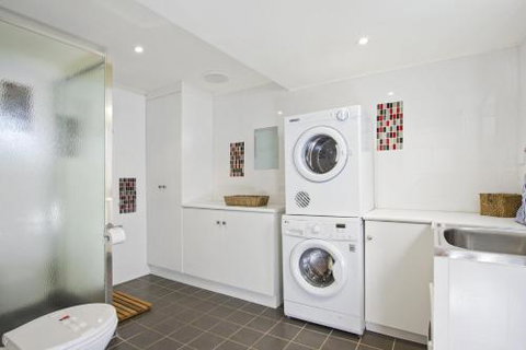 Clissold By Collers MOLLYMOOK - Dalby Accommodation 1