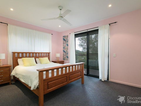 Colours Of Cylinder - Dalby Accommodation 3