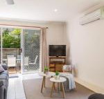 Lovely Modern Villa Amidst Peaceful Surroundings - Dalby Accommodation