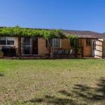 Golfers Retreat Mollymook - Dalby Accommodation 1