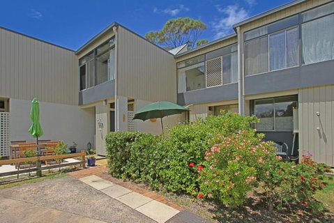 Mitchell Parade 3 / 11 13 - Dalby Accommodation 2