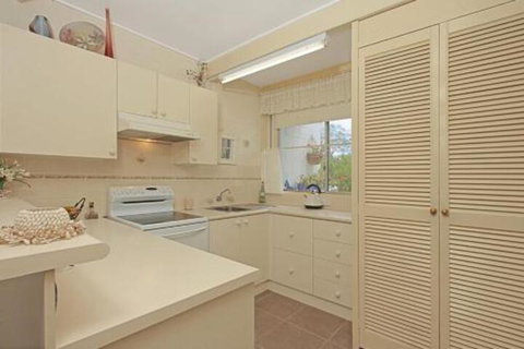 Mitchell Parade 3 / 11 13 - Dalby Accommodation 0